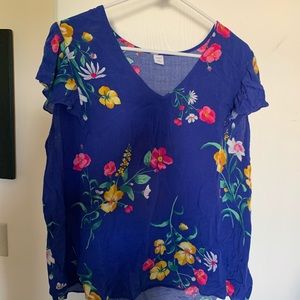Woman’s dressy top